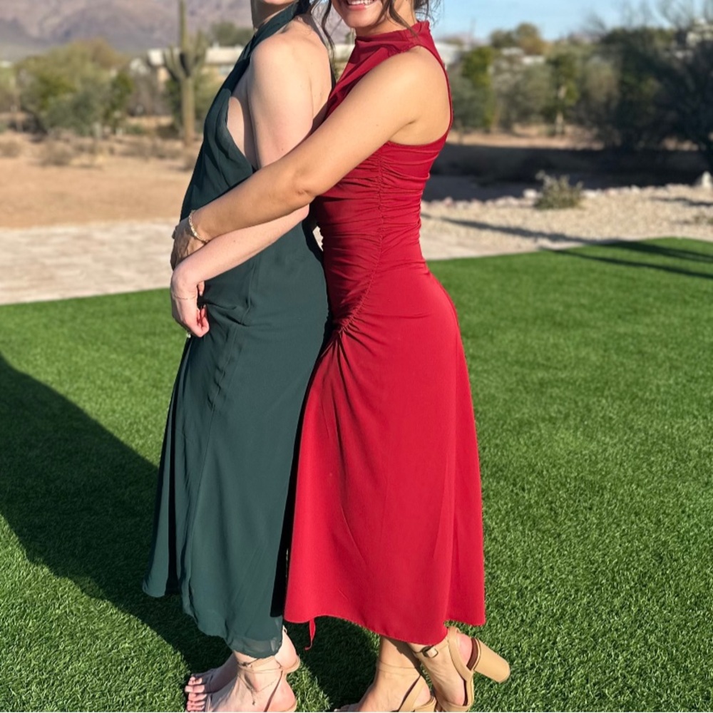 Perfect red dress! Bishop + Young - Picture 4 of 5